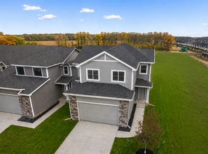 Building Photo - 1817 NE Heritage Dr