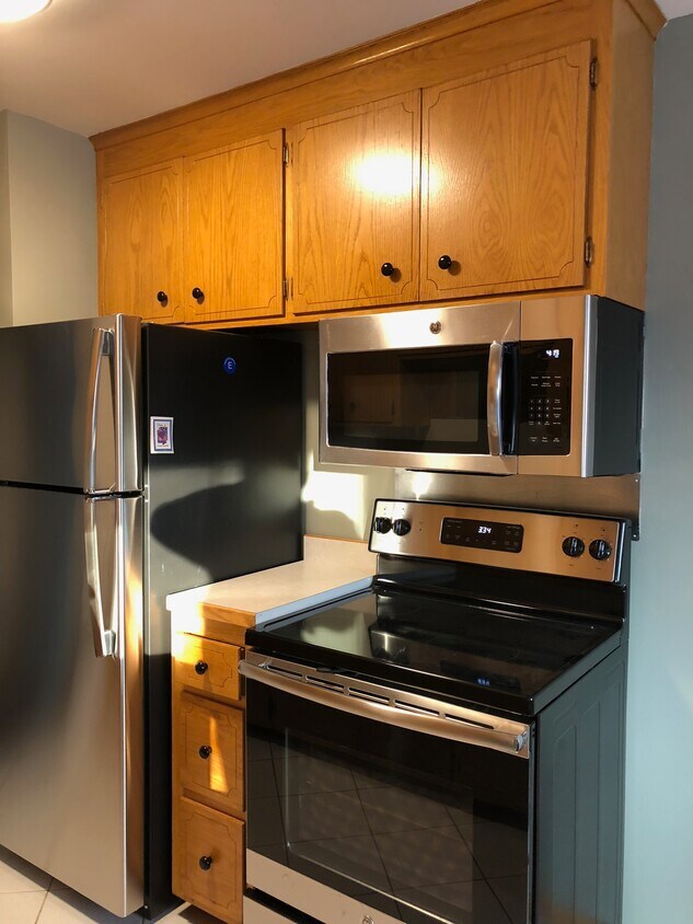 Prior Marshall Apartments 1955 Marshall Ave Saint Paul, MN