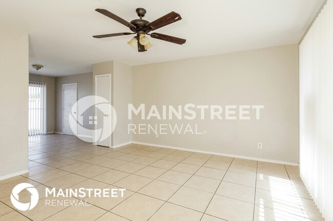 Building Photo - 3150 N 77th Ln