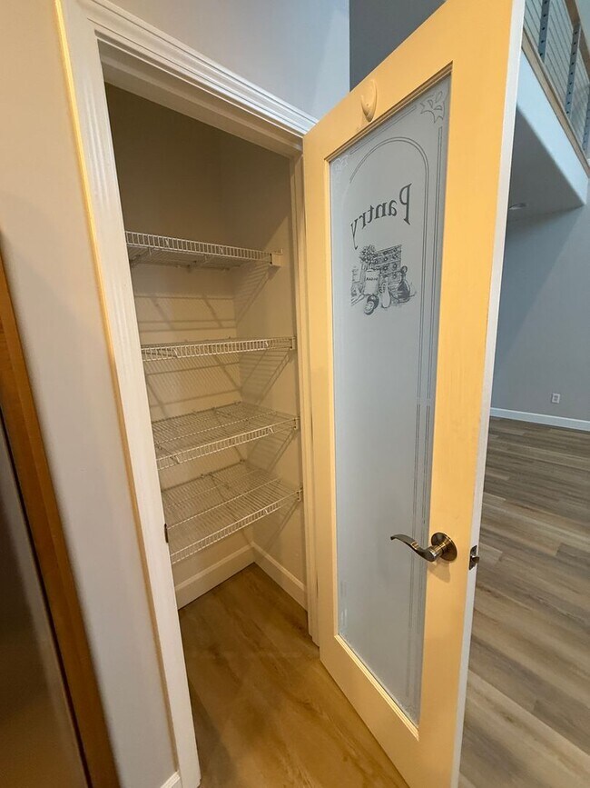 Foto del edificio - 3170 Juniper Ridge Dr