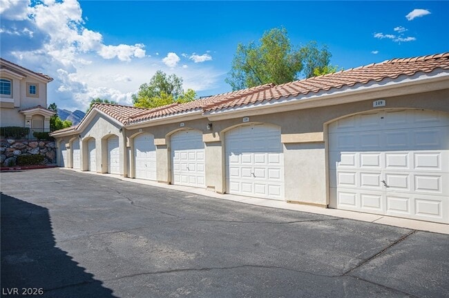 Building Photo - 10211 Red Pueblo Pl
