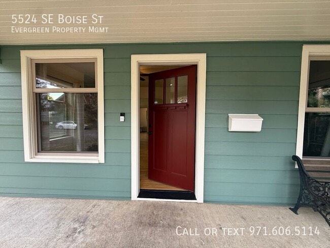 Building Photo - 5524 SE Boise St