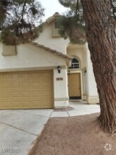 Building Photo - 5741 Heatherwood St