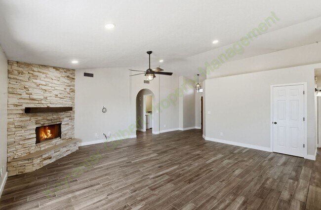 Foto del edificio - Beautiful Gilbert Home Near Downtown, Parks & Top Commuter Routes!