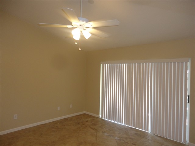 Foto del edificio - 10403 Paragon Place
