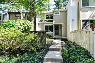 Building Photo - 11692 Generation Ct