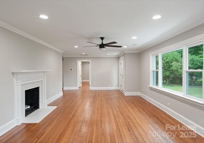 Foto del edificio - 1121 S Edgemont Ave