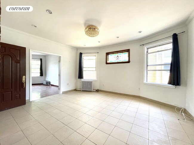 Building Photo - 456 79th St