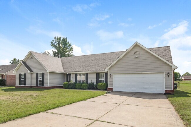 Building Photo - 7525 Woodshire Dr