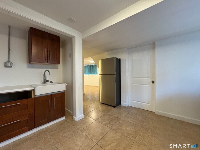 Foto del edificio - 547 Laurel St