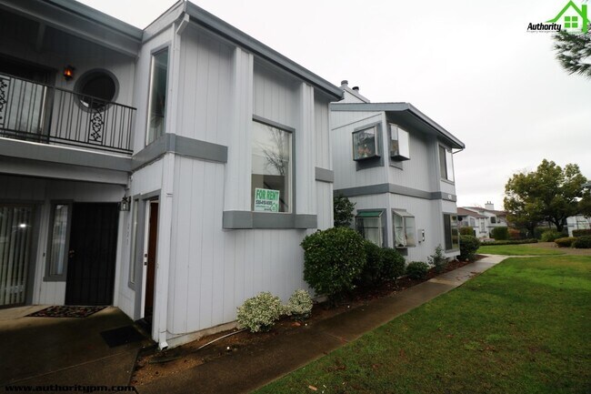 Foto del edificio - 426 Ridgecrest Trail