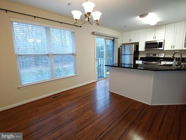 Foto del edificio - 2660 Cedar Elm Dr
