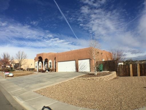 Foto del edificio - 4700 Sundown Rd