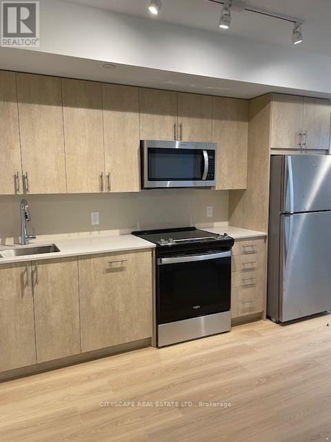 Photo du bâtiment - 2425 Simcoe St N