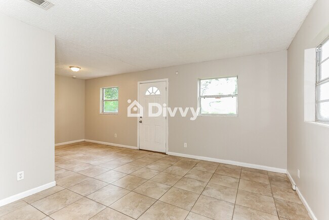 Foto del edificio - 2229 W 12TH ST, JACKSONVILLE, FL 32209