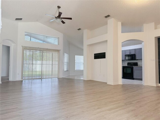Building Photo - 2727 Corybrooke Ln