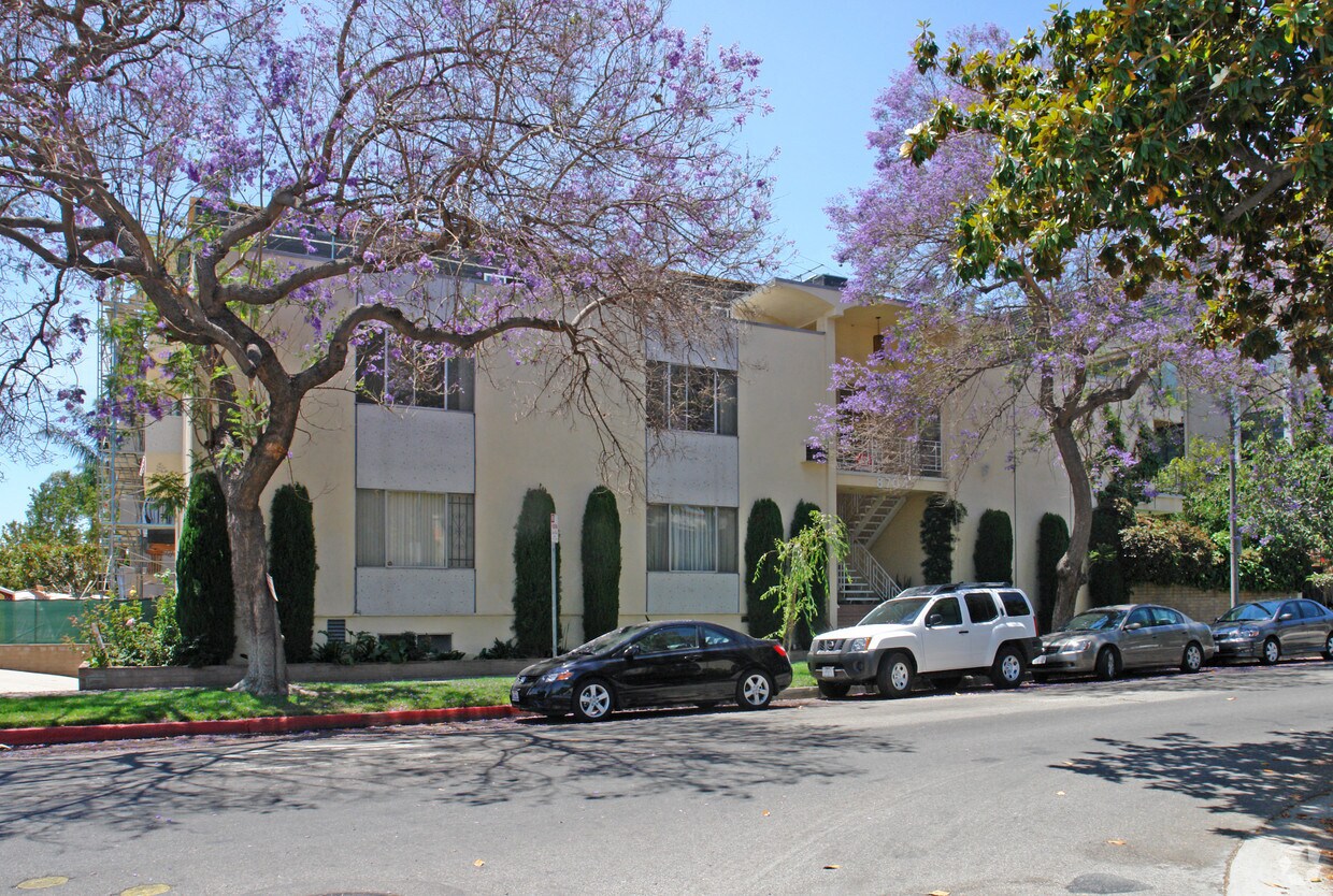 Primary Photo - 8704 Gregory Way
