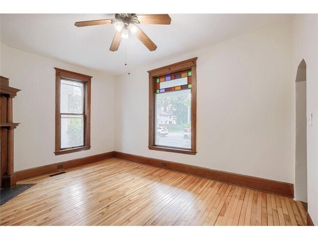 Building Photo - 1509 NE 18th Ave