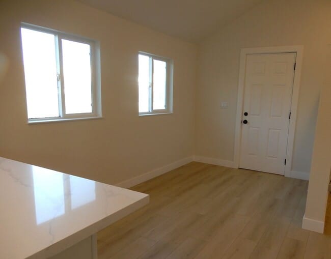 Building Photo - REDUCED!!!