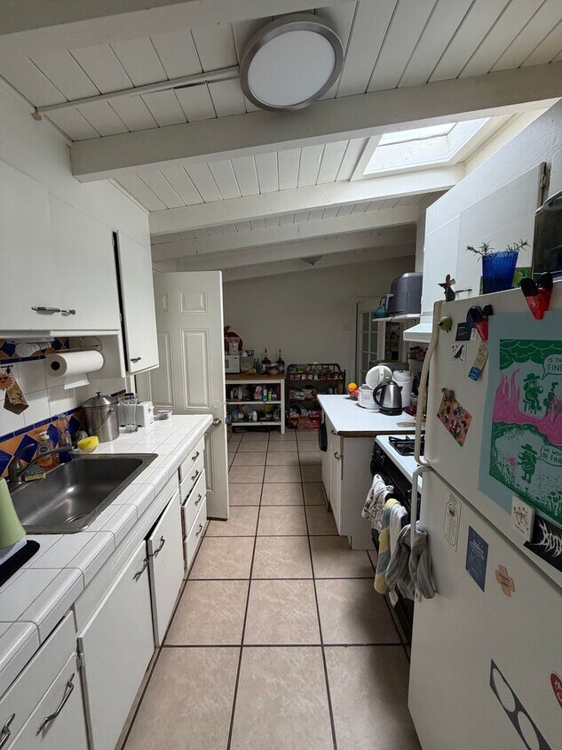 Foto del edificio - 744 M St