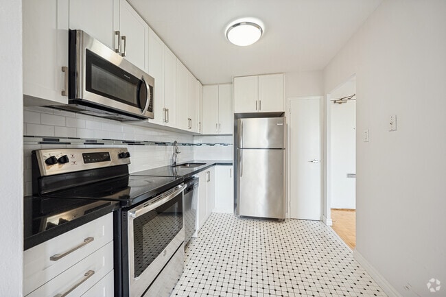 Interior Photo - The Rathburn