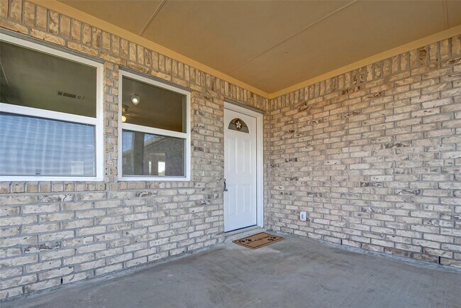 Foto del edificio - 3511 Brook Shadow Dr