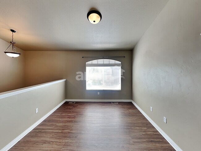Building Photo - 1518 W Citation Dr