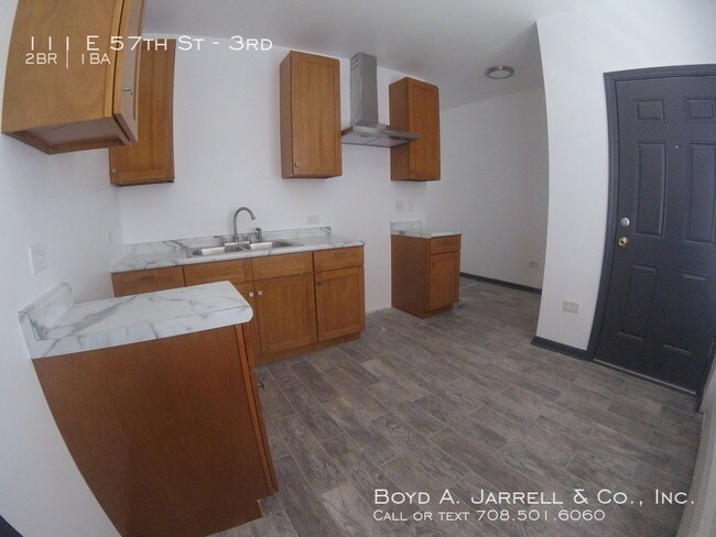 Foto del edificio - 111 E 57th St