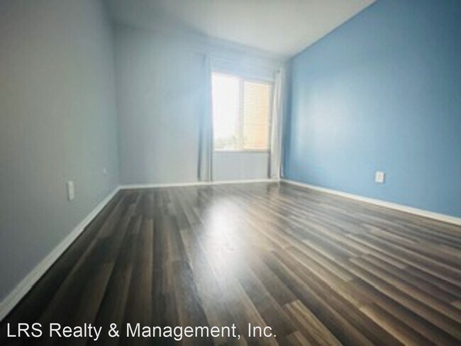 Foto del edificio - 5950 Rancho Mission Rd