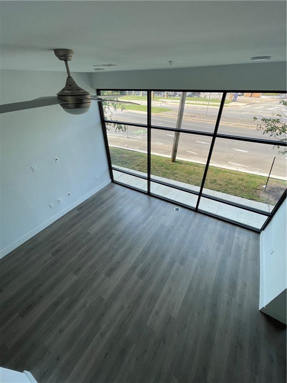 Foto del edificio - 2213 Poquito St