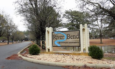 River Bend Waterfront Apartments Rentals - Riverside, AL | Apartments.com