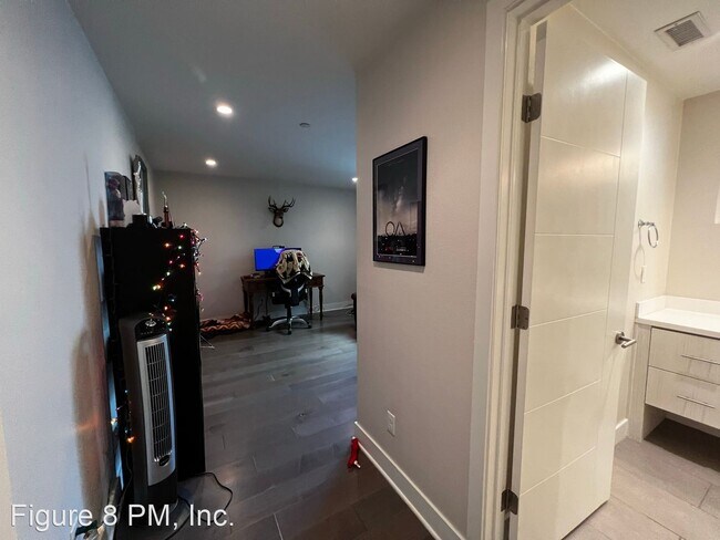 Foto del edificio - 3 br, 4 bath House - 12009 Emery Ln