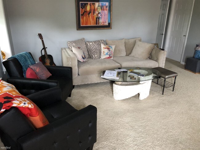 Foto del edificio - 2 br, 2 bath House - 255 Winder St