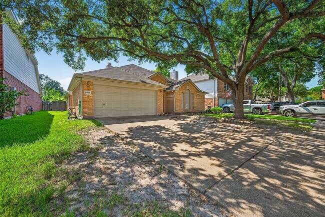Foto del edificio - 2143 Mossy Trail Dr