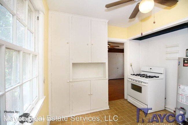 Foto del edificio - 1 br, 1 bath Apartment - 3433 Beverly
