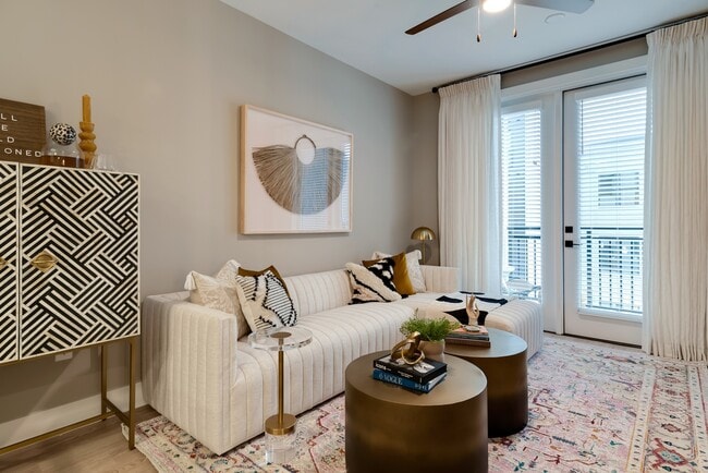 Margaux Midtown Lincoln Property-6JPG - Margaux Midtown (CLOSED)