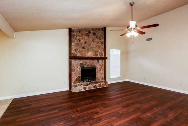 Building Photo - 2655 Trotters Walk Trail