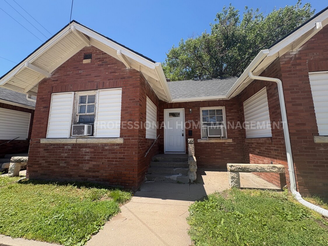 Foto principal - 1 Bedroom Apartment for Rent in Newton!