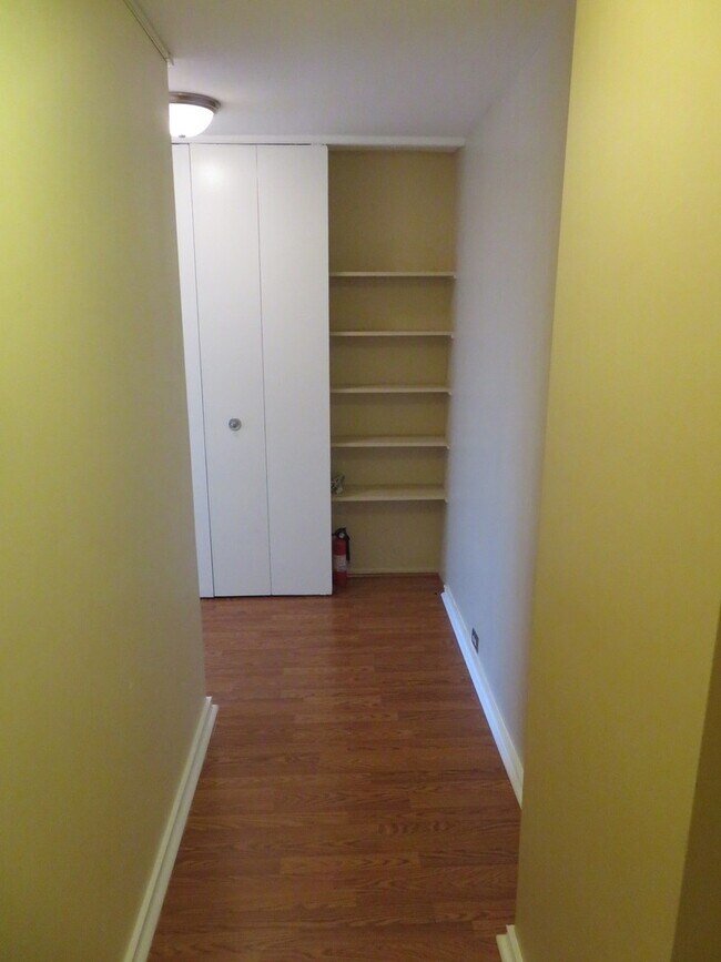 Foto del edificio - 3550 N Lake Shore Dr