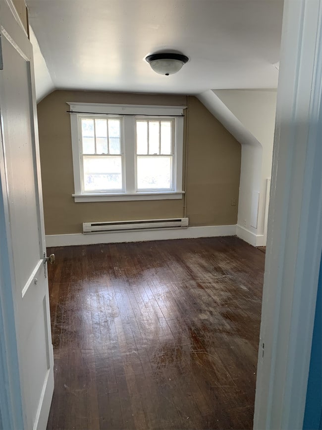 Foto del edificio - 1407 N Machin Ave