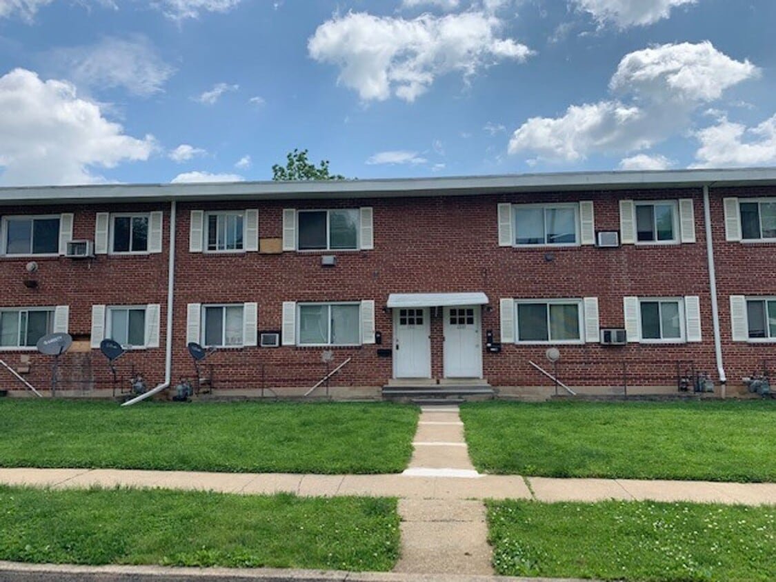 Foto principal - *Upcoming 1/23/25* 2 Bedroom 1 Bathroom 1s...