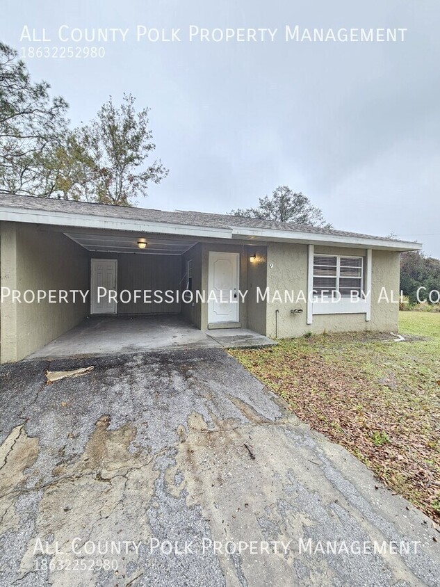 Foto principal - WOW! S. Lakeland 2 Bedroom 1 Bath Duplex