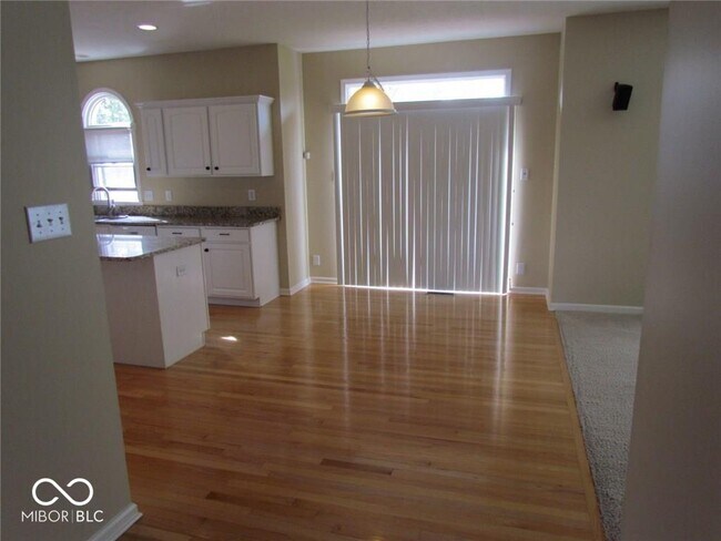 Building Photo - 411 Mari Way