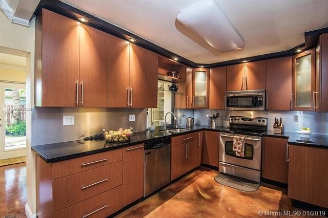 Foto del edificio - 5030 NW 17th Ct