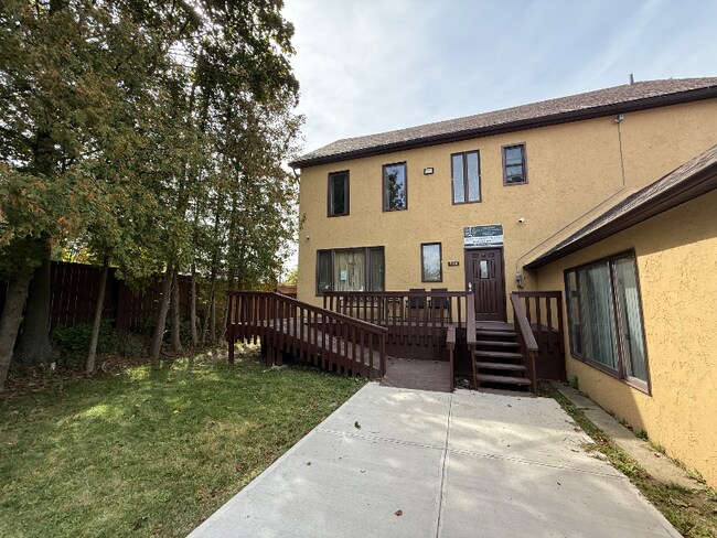 Foto del edificio - 504 Broadway