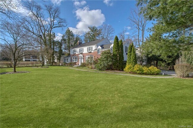 Building Photo - 218 Mamaroneck Rd