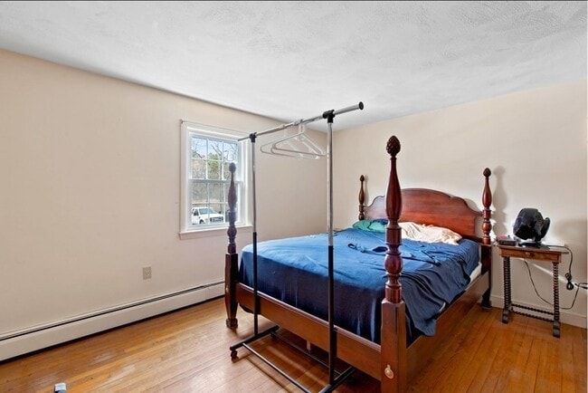 Building Photo - 157 Stone St.