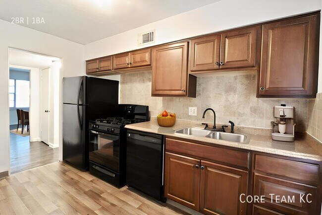Foto del edificio - 4128 Roanoke Rd