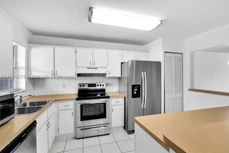Building Photo - 8513 Old Country 415