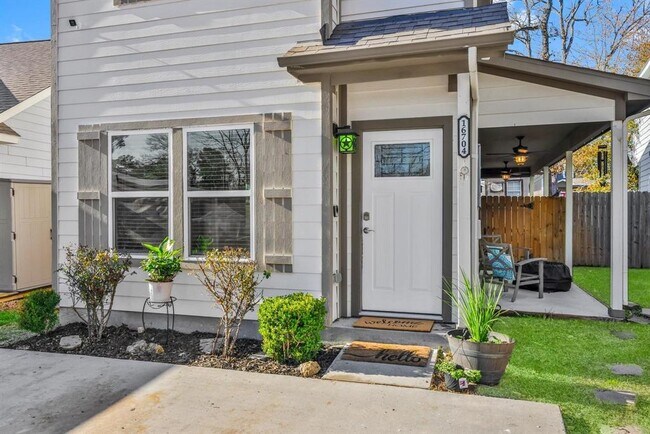 Foto del edificio - 16704 Stonefield St